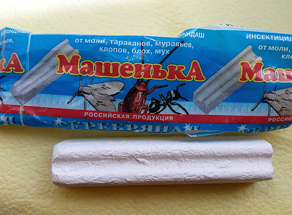 Bút chì màu Mashenka diệt côn trùng, khi sử dụng đúng cách, cũng giúp chống rệp trong nhà.