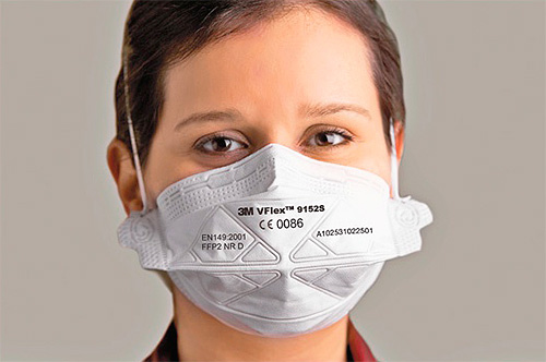 Bekerja dengan aerosol racun serangga hendaklah dalam alat pernafasan
