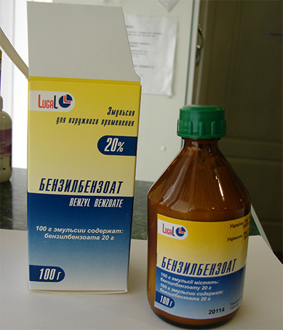 Benzoatul de benzil este utilizat atât împotriva păduchilor, cât și împotriva râiei