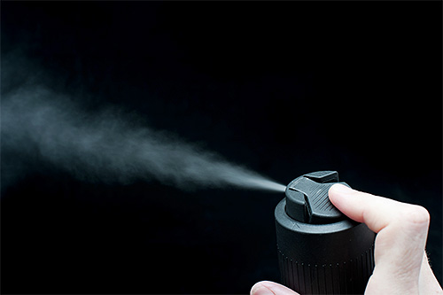 Gli aerosol sono convenienti in quanto sono venduti in una forma pronta per l'uso.