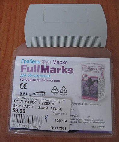 Pieptene FullMarks pentru păduchi și linidă este disponibil și separat