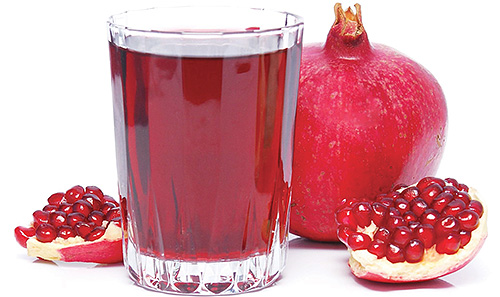 Il succo di melograno è un popolare rimedio popolare per i pidocchi.
