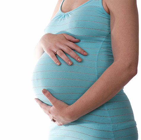 Under graviditeten är det bättre att försöka att inte använda Para Plus-sprayen.