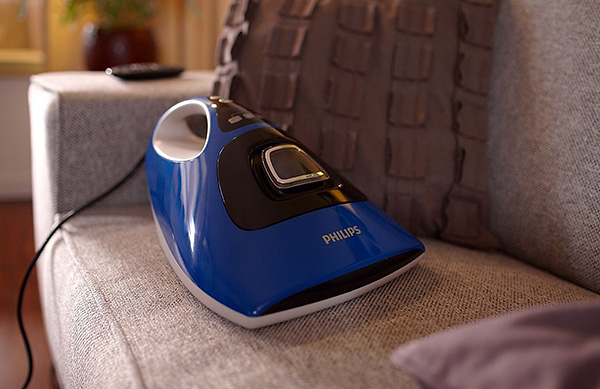 Speciale Philips-stofzuiger voor het effectief verwijderen van huisstofmijt van matrassen, kussens en tapijten.